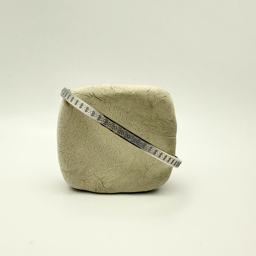 Bangle Engraved Tile BCN