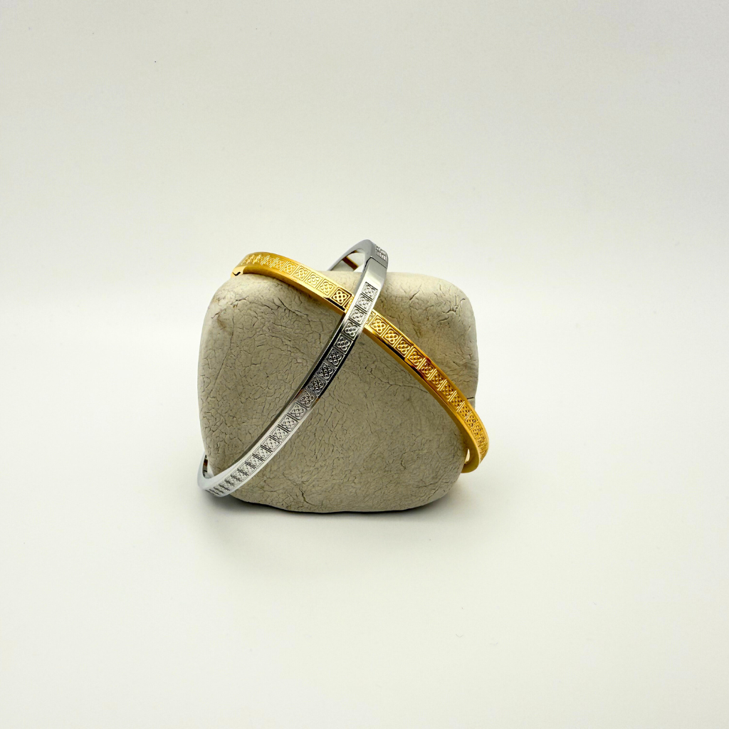 Bangle Engraved Tile BCN
