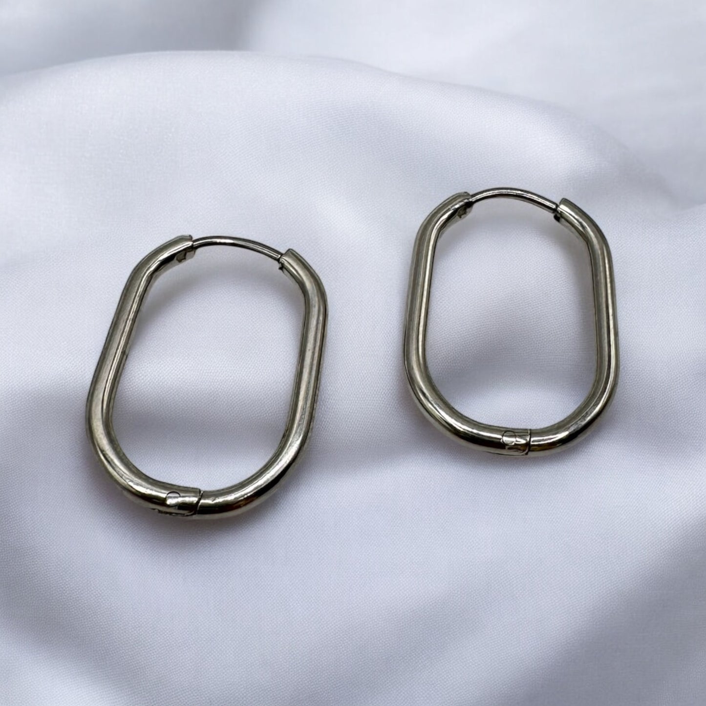 Earring Hoops thin ovals