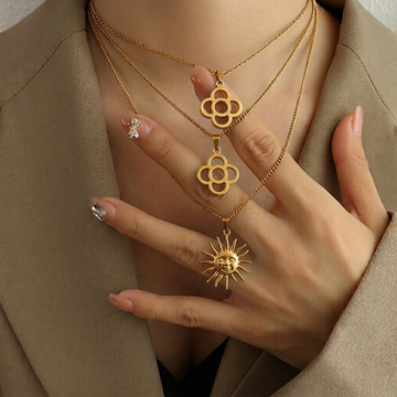 Joyas de acero inoxidable: Por qué son la mejor inversión para tu look diario