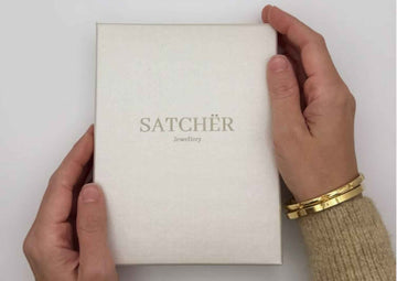 Personalized birthday jewelry: a gift that never misses