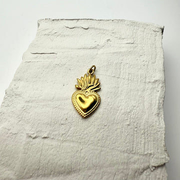 Charm Corazón Ardiente