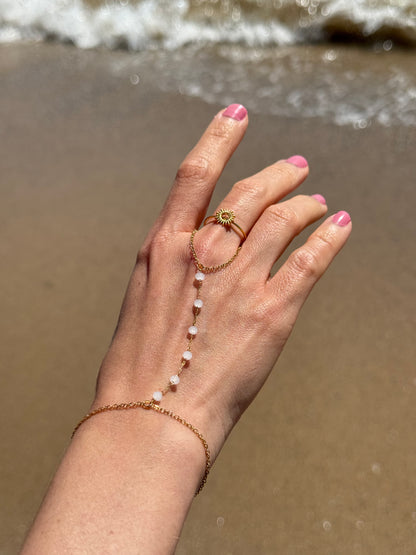 Cadena de mano con diamantes