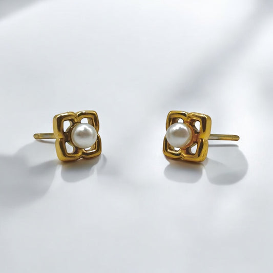 Earring Flower and Pearl