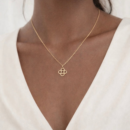 Barcelona Flower Necklace